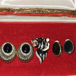 Vintage Black and Gold Earrings Set